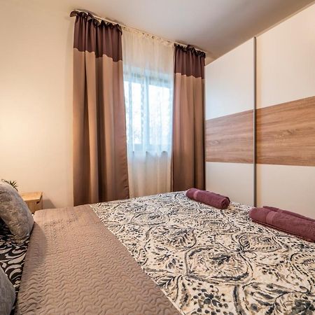 House Silvija Pula Apartment Екстериор снимка