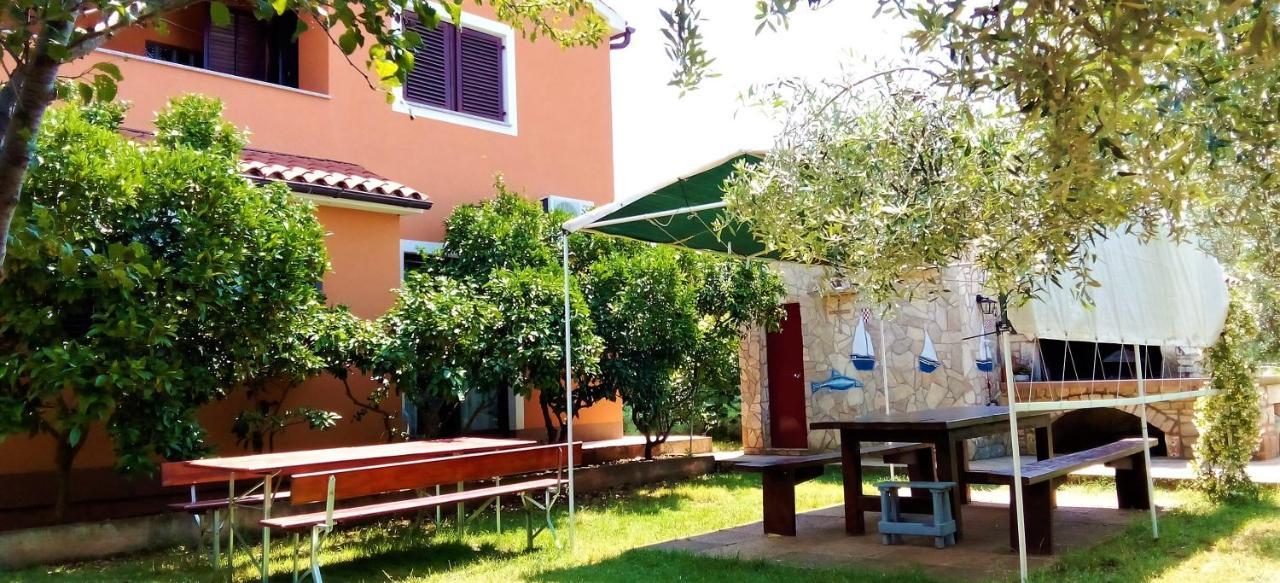 House Silvija Pula Apartment Екстериор снимка